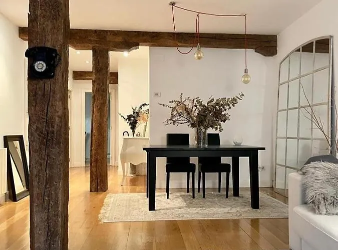 Bonito Y Acogedor Junto A Plaza Unamuno * Bilbao