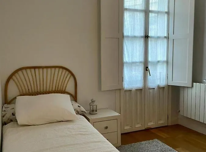 Bonito Y Acogedor Junto A Plaza Unamuno * Bilbao